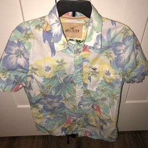 Hollister Floral Short Sleeve Button Up Shirt